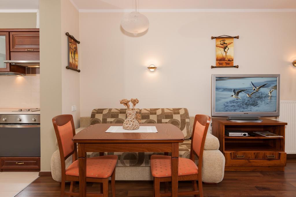 Apartamenty Pod Orlami By Noclegi Renters Świnoujście Екстериор снимка