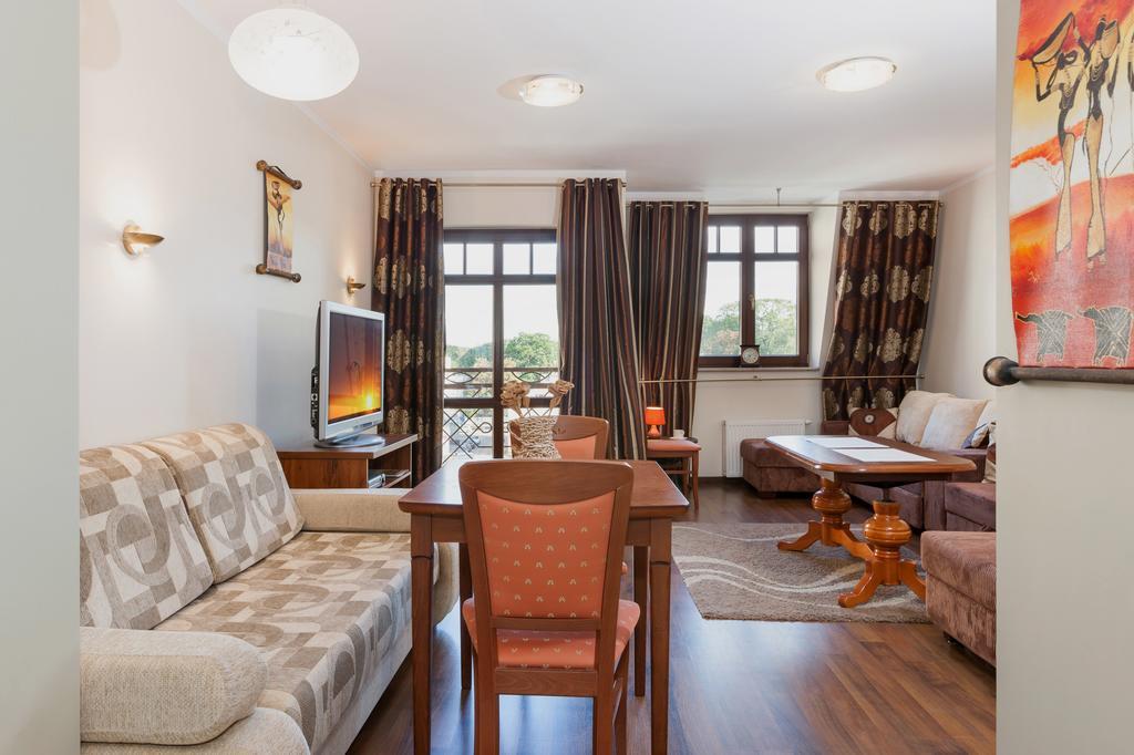 Apartamenty Pod Orlami By Noclegi Renters Świnoujście Екстериор снимка