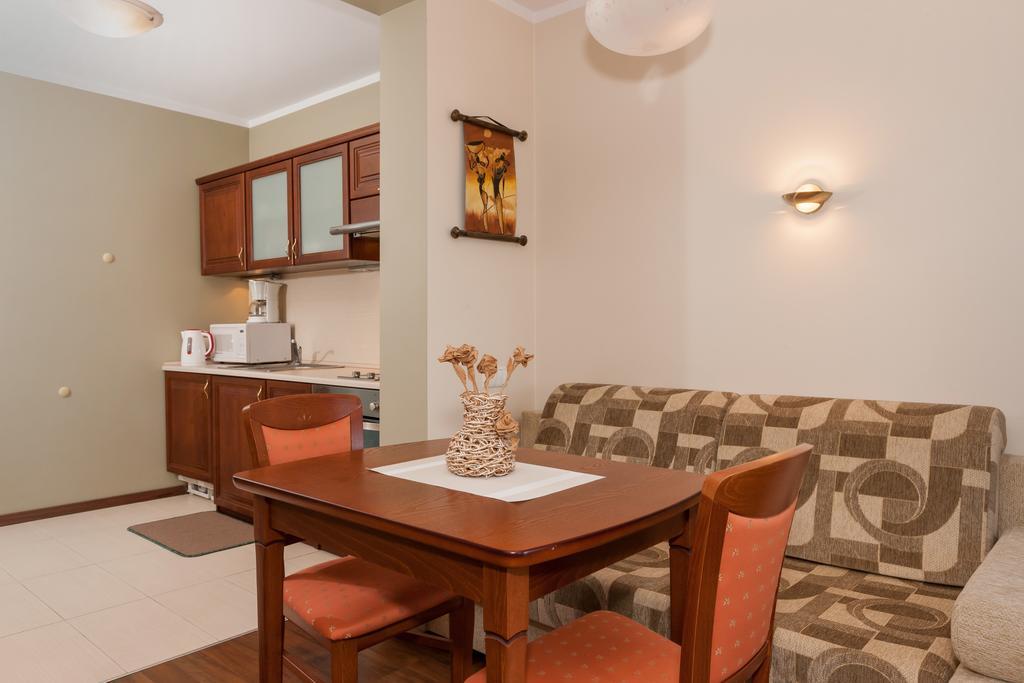 Apartamenty Pod Orlami By Noclegi Renters Świnoujście Екстериор снимка